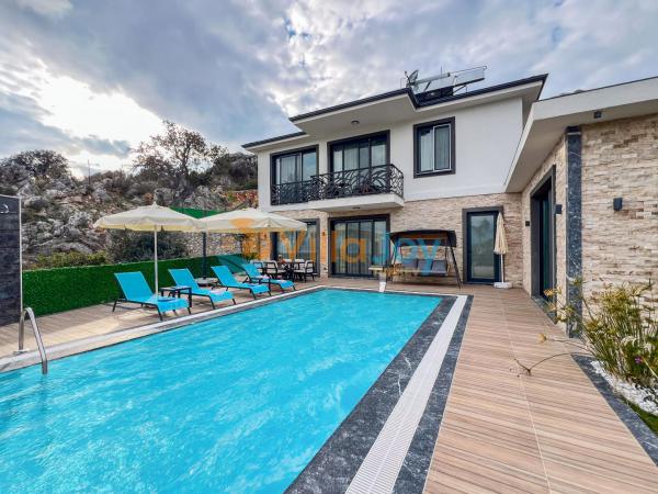 Villa Sweet Moon | Luxury Villa for Rent in Fethiye with Sea View and Private Pool